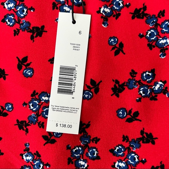 Tahari NWT Sleeveless Red Floral Print Pleated Midi Dress - Picture 9 of 16